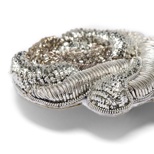 Rose embroidered brooch &ndash; inspired by Cartier